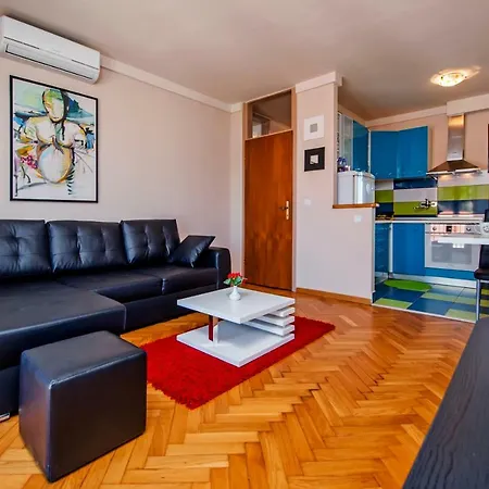 Apartman Bellana Апартаменты *